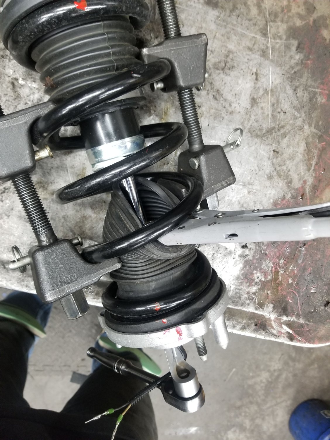 lowered c8 w/ Z51, front lift, mag ride CorvetteForum Chevrolet