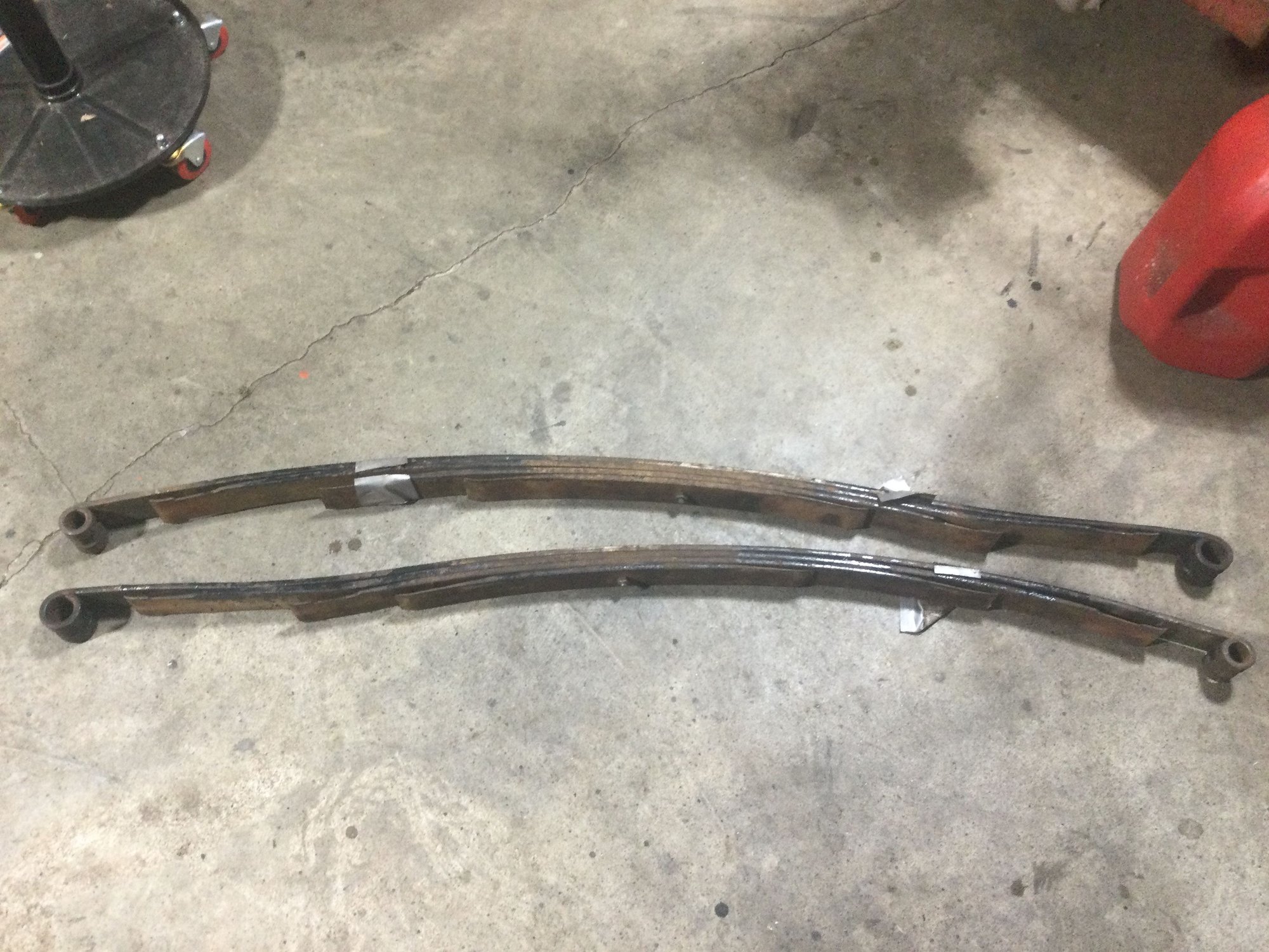 FS (For Sale) C1 “438” rear leaf springs - CorvetteForum - Chevrolet ...