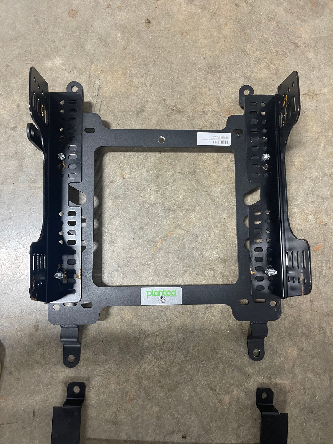FS (For Sale) Planted c5 seat bracket and side mounts CorvetteForum