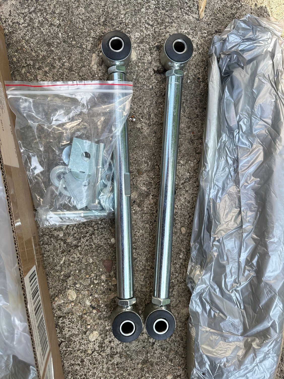 FS (For Sale) 1963 thru 1969 Corvette Adjustable Strut Rods New