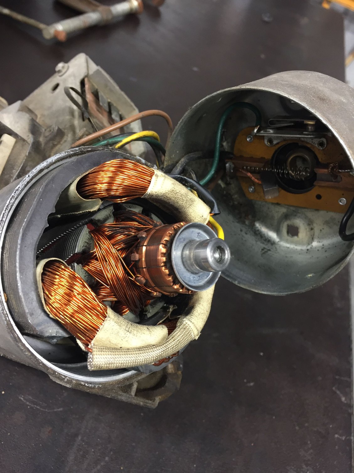 C2 Wiper motor brushes assembly - CorvetteForum - Chevrolet Corvette