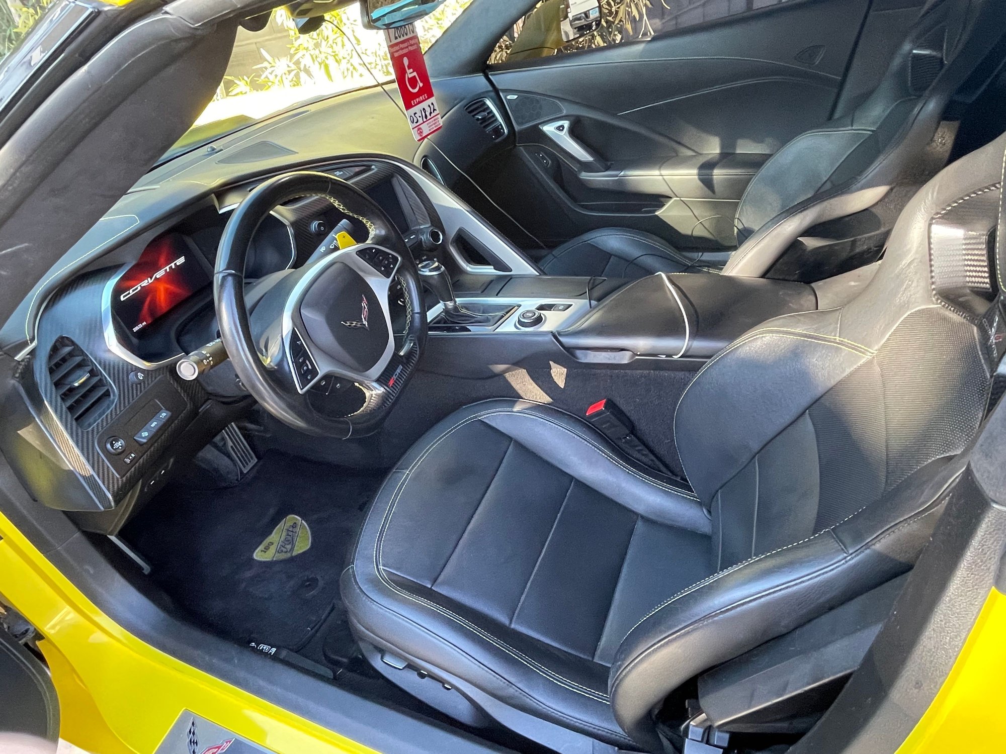 FS (For Sale) 2019 Hertz Z06 Yellow/Black A8 CorvetteForum