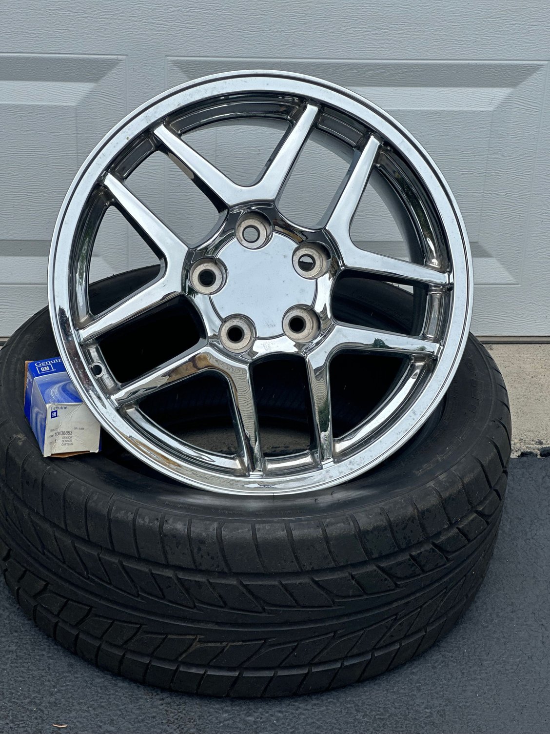 FS (For Sale) New C5 Corvette ZO6 Chrome Wheel 17