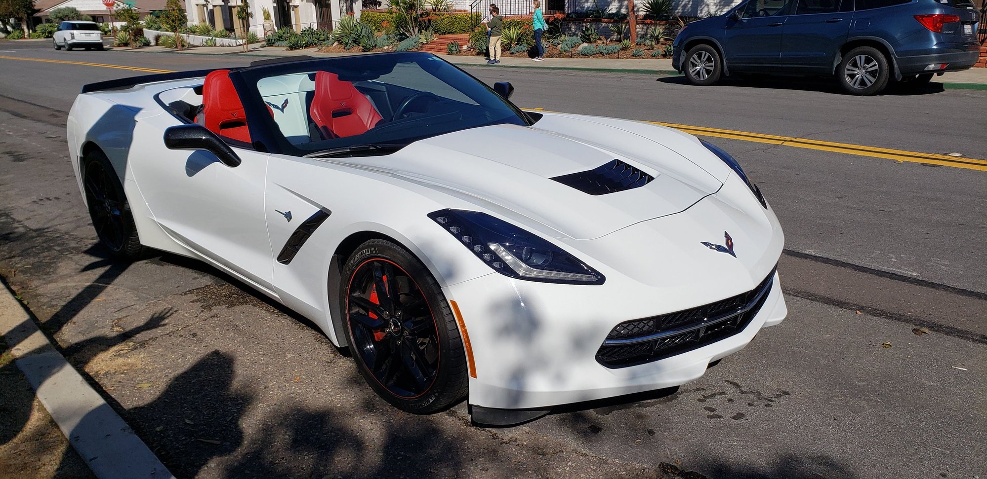 FS (For Sale) 7-Speed, Z51, Arctic White w/Red - CorvetteForum - Chevrolet  Corvette Forum Discussion