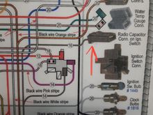 Plug with red arrow has the capacitor pluged into it.