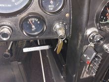 To reinstall the lock cylinder, align it in the position that you removed it, ACC and work it inward and then turn it back to OFF. Do not force it.
