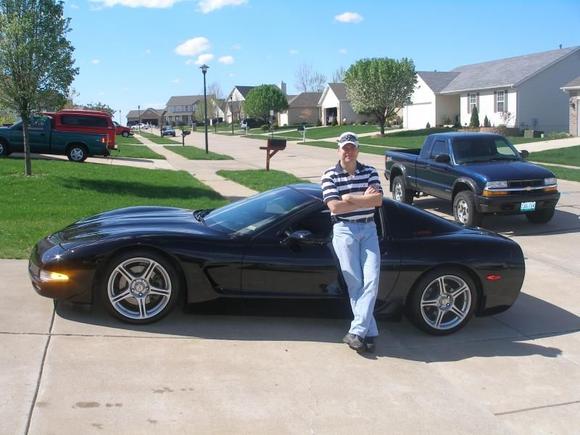 Just a pose with the beast Apr,2007