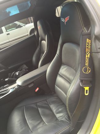 Seats completely rebuilt 14 months ago - top quality Apsis built Napa leather w/Carbon leather in the center section