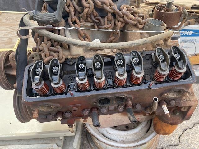 Orange valve springs. Note water hose connections.
