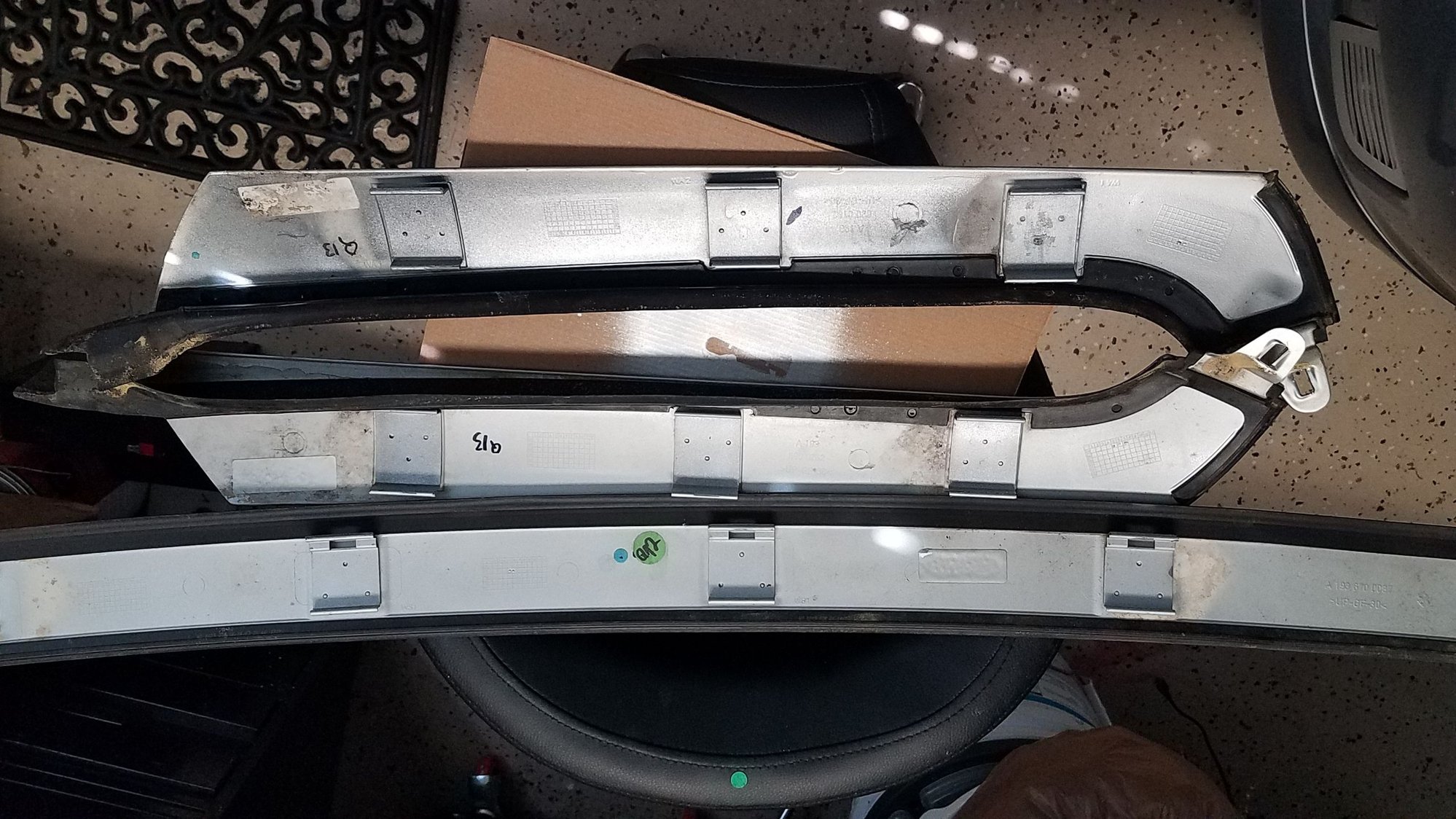 Exterior Body Parts - Full set windshield trim - Used - All Years Chrysler Crossfire - Wilmington, NC 28412, United States