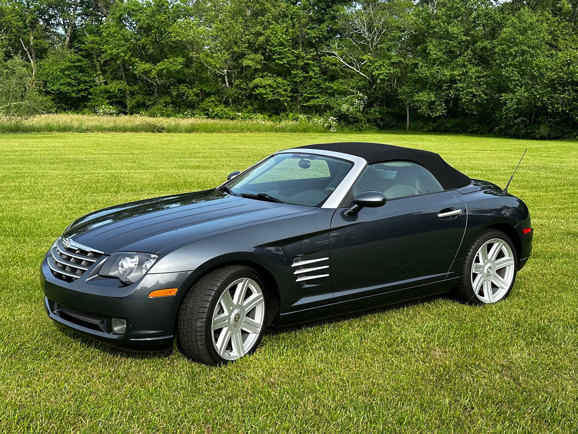 2006 Chrysler Crossfire - 2006 Crossfire Limited Roadster, 2nd owner, 7000 miles, as great as it sounds! - Used - VIN 1C3AN65L36X068308 - 6 cyl - 2WD - Manual - Convertible - Other - Smithsburg, MD 21783, United States