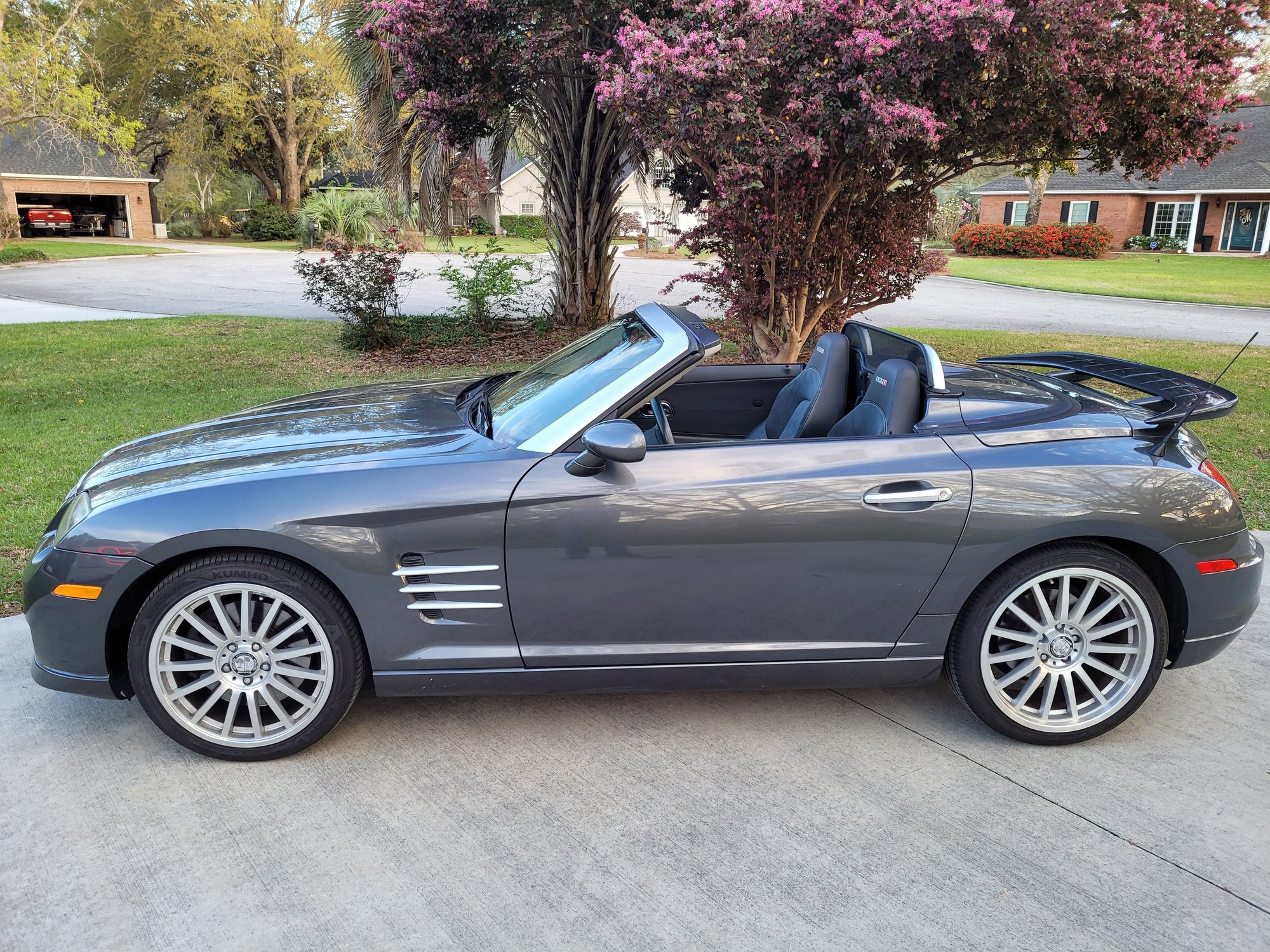 2005 Chrysler Crossfire - 2005 Chrysler Crossfire SRT-6 Roadster (LOW miles) - Used - VIN 1C3AN75N25X059881 - 37,000 Miles - 6 cyl - 2WD - Automatic - Convertible - Gray - Savannah, GA 31302, United States