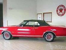 1967 Oldsmobile Cutlass 442 Convertible Red Side