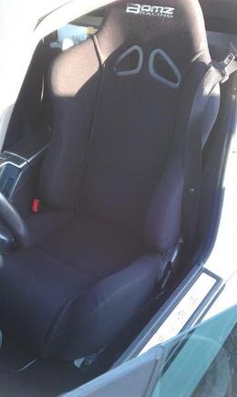 Bomz racing seats