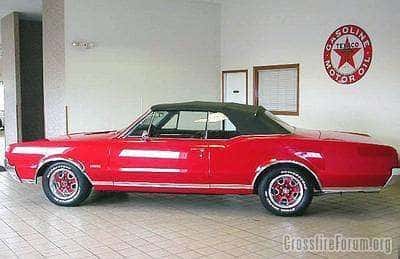1967 Oldsmobile Cutlass 442 Convertible Red Side