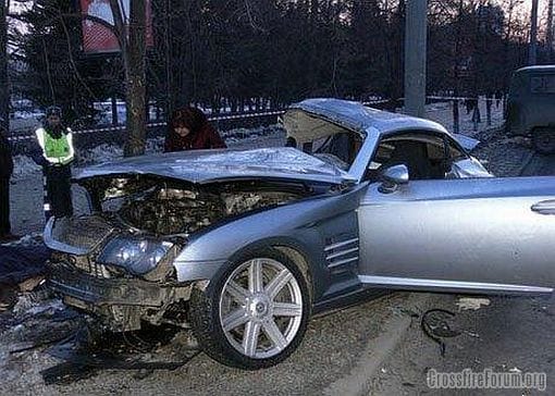 Chrysler Crossfire Crashed 2