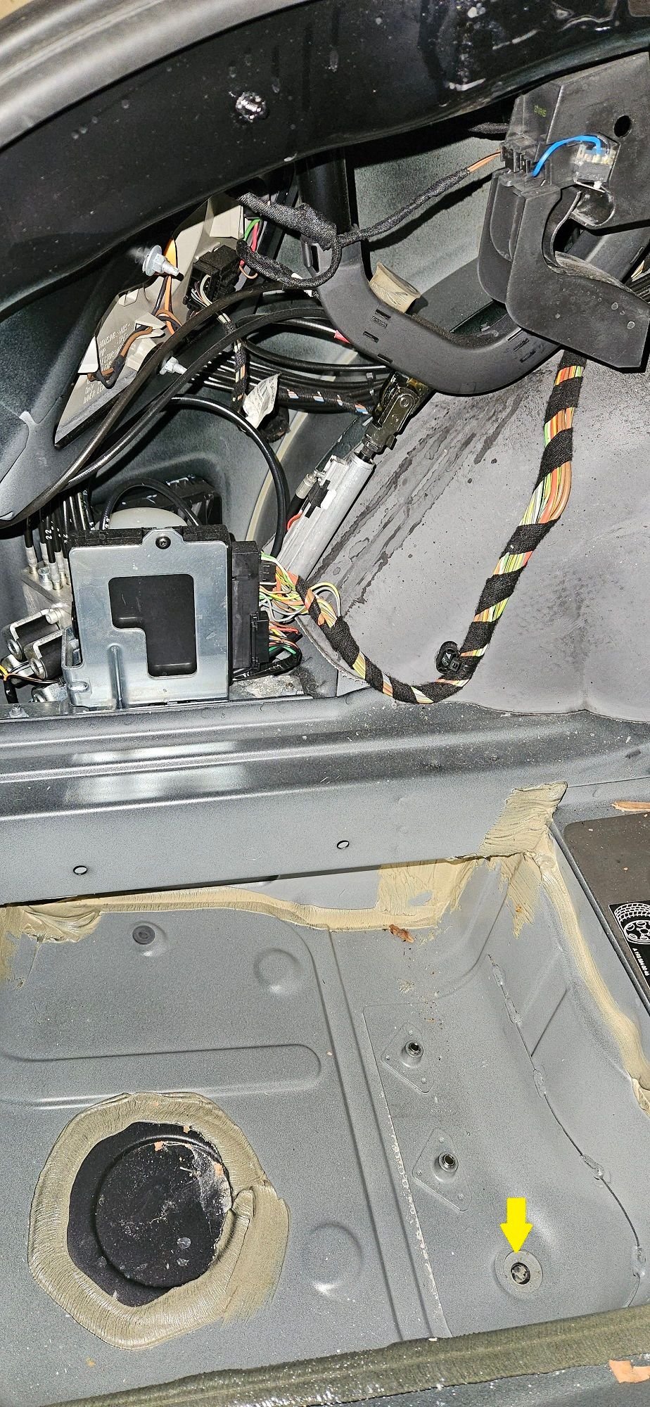 Here's the plug on the other side.