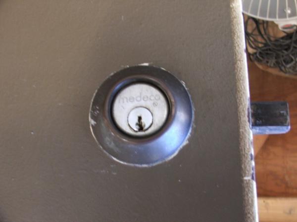 How to Remove an Old Medeco Deadbolt: Easy Step-by-Step Guide