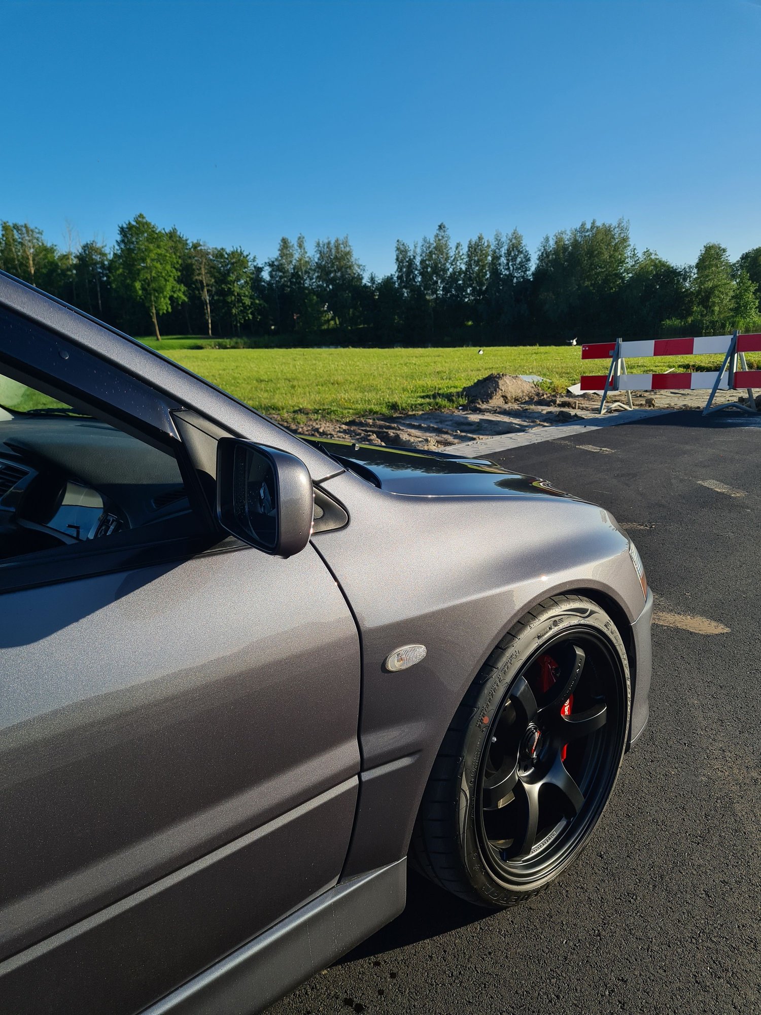 2004 Mitsubishi Lancer Evolution - For sale | JDM Mitsubishi Lancer Evolution VIII MR - Used - VIN CT9A-0300279 - 174,300 Miles - 4 cyl - 4WD - Manual - Sedan - Gray - Drogeham, Netherlands