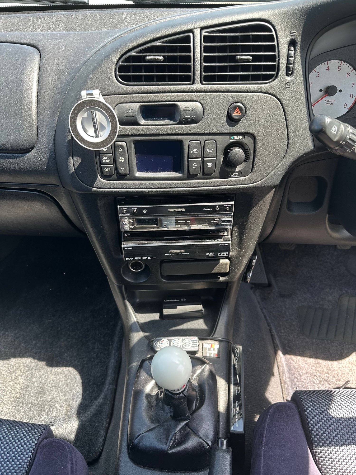 1998 Mitsubishi Lancer Evolution - 1998 Mitsubishi Lancer Evolution V GSR LOW MILEAGE - Used - VIN CP9A-0002670 - 36,800 Miles - 4 cyl - AWD - Manual - Sedan - White - Rye, NY 10580, United States