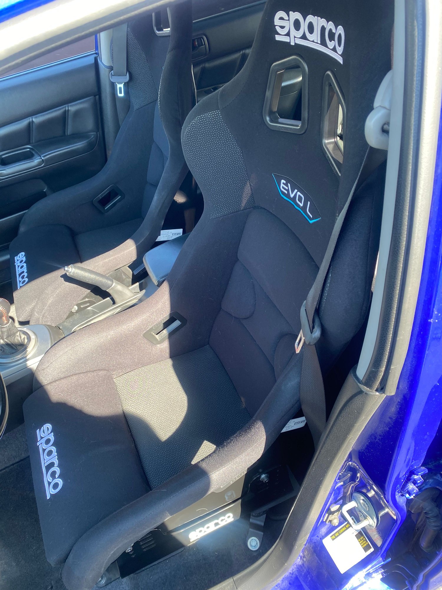 2005 Mitsubishi Lancer Evolution - 2005 Mitsubhishi Evo 8 Electric Blue 45k Miles 800HP. - Used - VIN JA3AH86D95U019909 - 45,300 Miles - 4 cyl - AWD - Manual - Sedan - Blue - Mayfield, PA 18433, United States