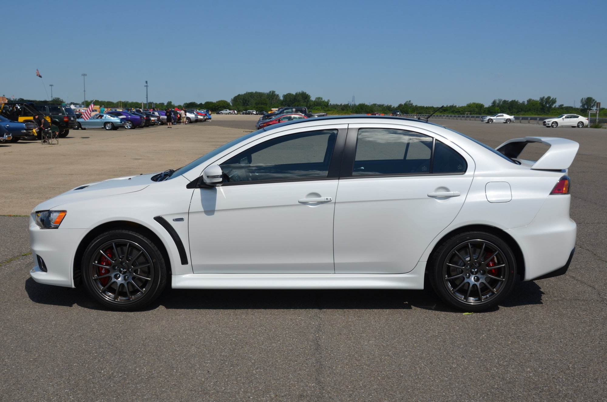 Mitsubishi lancer evolution 2015