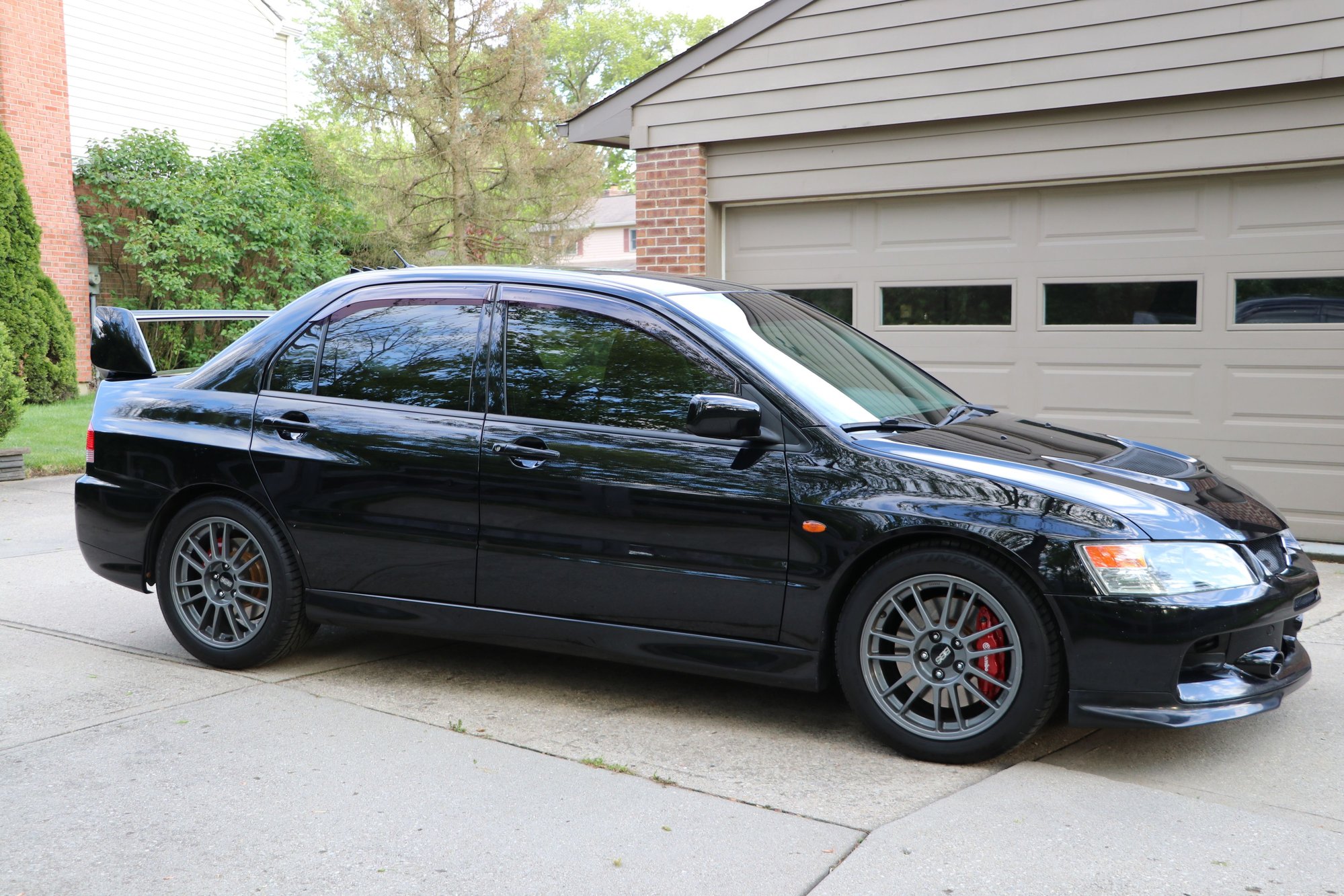 2006 Mitsubishi Lancer Evolution - 2006 Mitsubishi Evolution IX SE - Evo 9 - Ohlins, No Rust, Clean Title - Used - VIN JHMAP11411T002541 - 129,481 Miles - 4 cyl - AWD - Manual - Sedan - Black - Cincinnati, OH 45255, United States