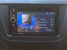 Awesome Clarion NX405 w/Pandora