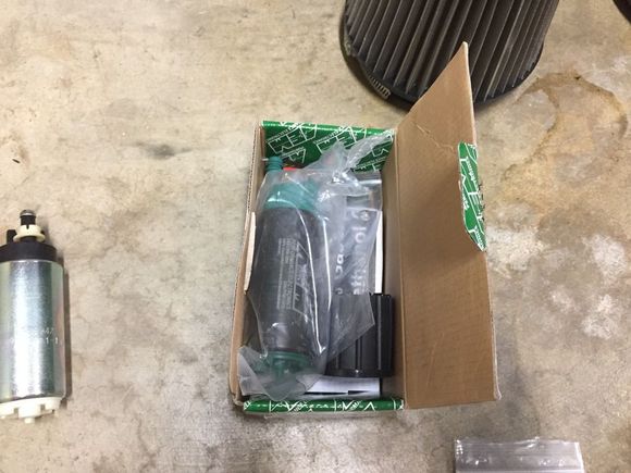 AEM 320LPH E85 Pump (basically new -
 less than 1500 miles. everything included that came with it new) $60