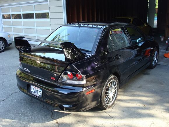 Type-R cameo in the background.  No use trying to find it to steal it, it's in Japan now LOL
