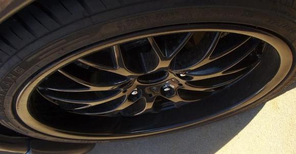 Freshly powdercoated HPs, not one mile yet.