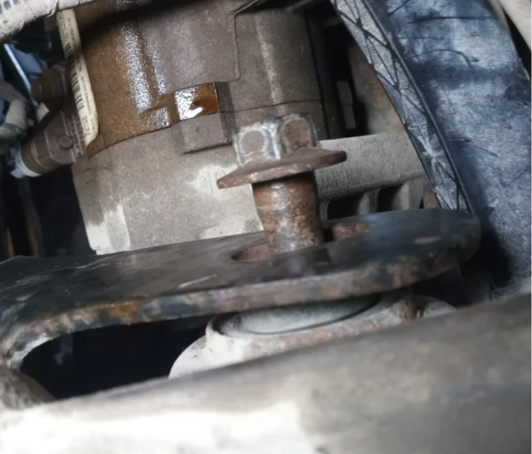 Axle tube bolt stuck in bushing Ford F150 Forum Community of Ford
