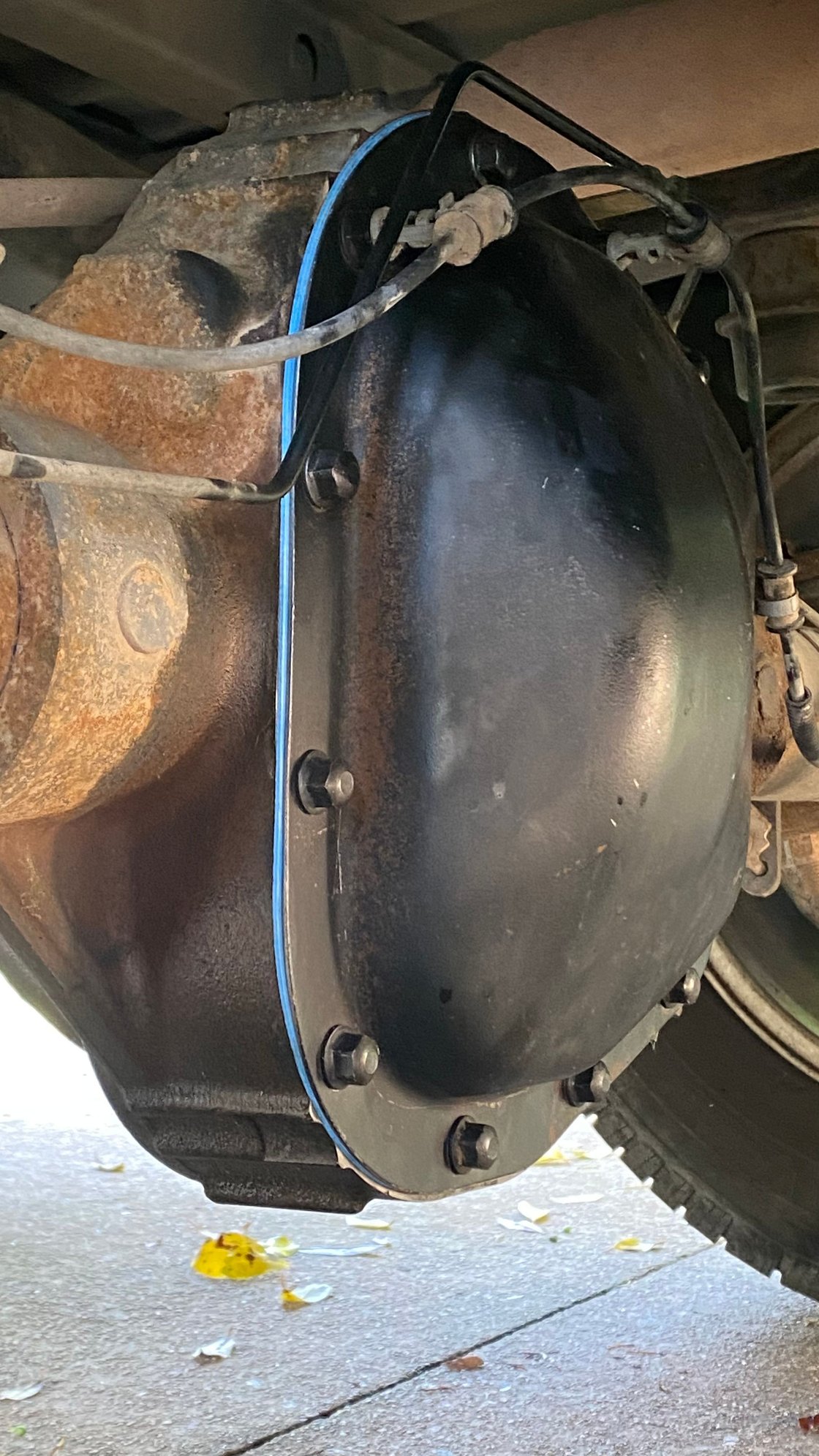 Do you put both RTV and a gasket on a rear diff cover? Page 2 Ford