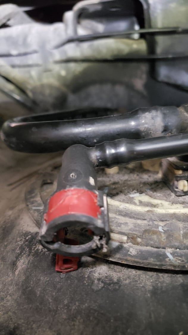 Help identifying connecter under fuel tank and fuel line routing