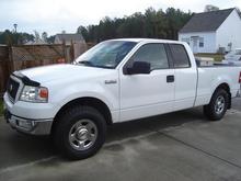 Leveling kit and 285/32in Nitto tires