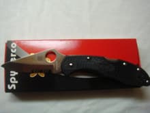 spyderco delica 4 partially serrated-50 shipped paypal only