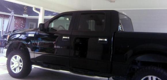 added leveling kit to the body lift
