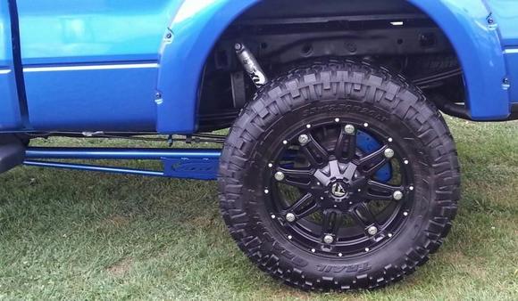 Painted to match ladder bars and brake caliper covers