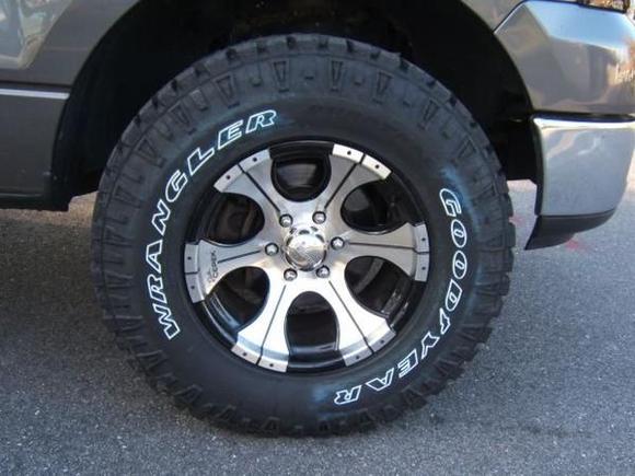 33x11.50 Duratracs