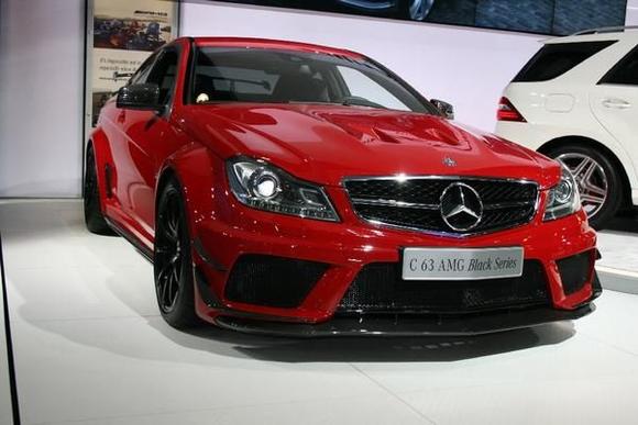 Mercedes Benz C63 AMG Coupe Black Series 1