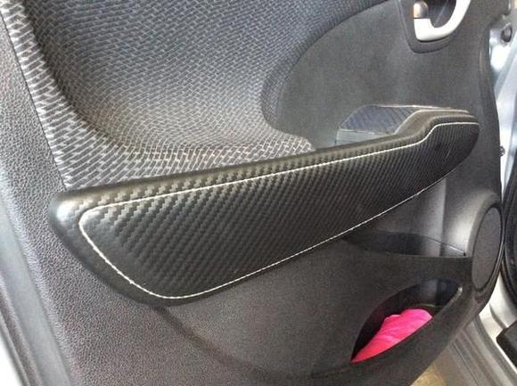 JDM door panel garnish (really matches carbon fiber theme)