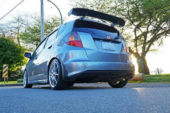 Mugen in the Front, J's Racing in the back.