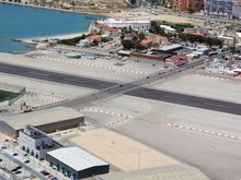 Road/runway