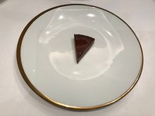 Pre dessert - 72% chocolate triangle 