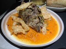 Pork shoulder - almond romesco, jus, crackling.  Another delicious dish.  The crackling was crunchy and the jus was flavorful!!