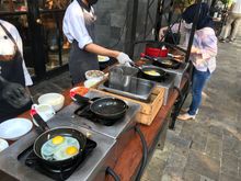 Outdoor egg station
