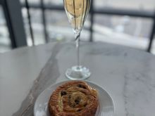 Love a “Pain au raisin”