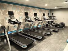 Gym / Crowne Plaza Milwaukee South