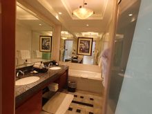 Room 1240 - Club Lounge Nile View