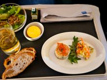 Starter: Salmon tartare (the tuna listed on the menu wasn't loaded). Can't really describe what was next to it. The salad was mostly lettuce and seeds. 3/5. I don't know why SAS can't add veggies to the salad.